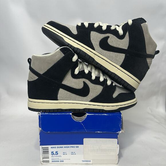 Nike Dunk High Pro SB “Fossil” (2011) - Picture 1 of 7